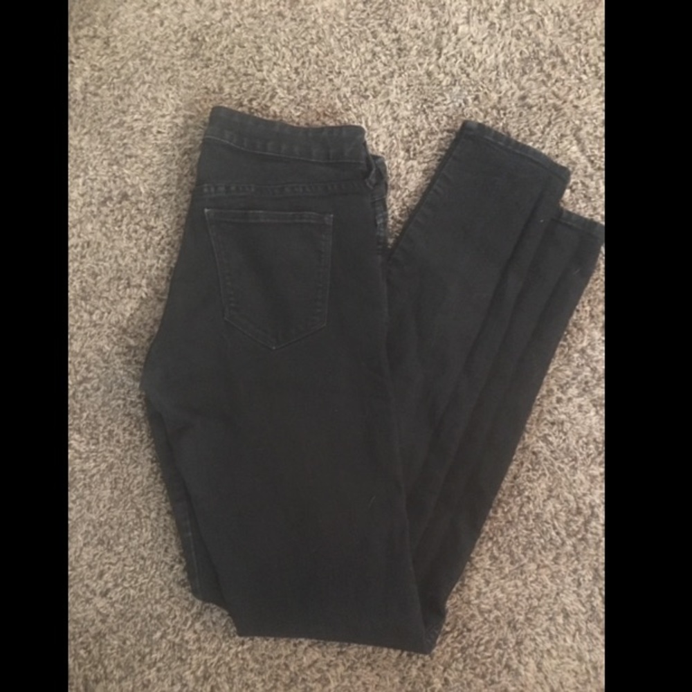 H&M Black skinny jeans