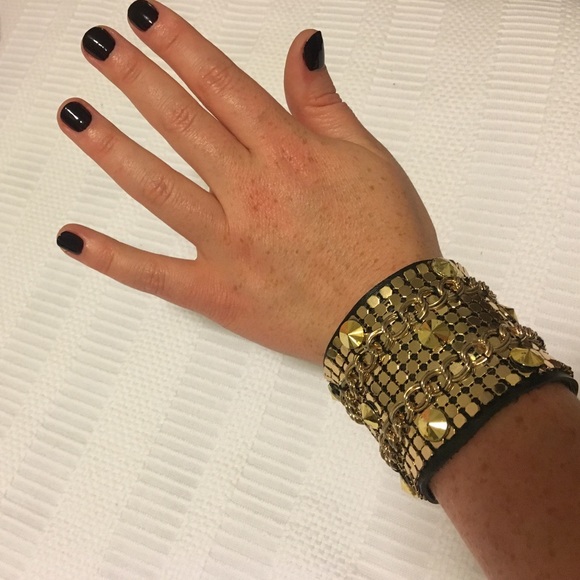 Gold cuff - Picture 2 of 2