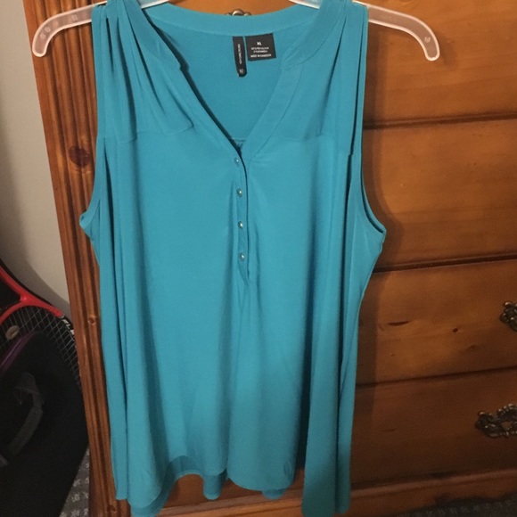 Loose Tank Top - Picture 1 of 1