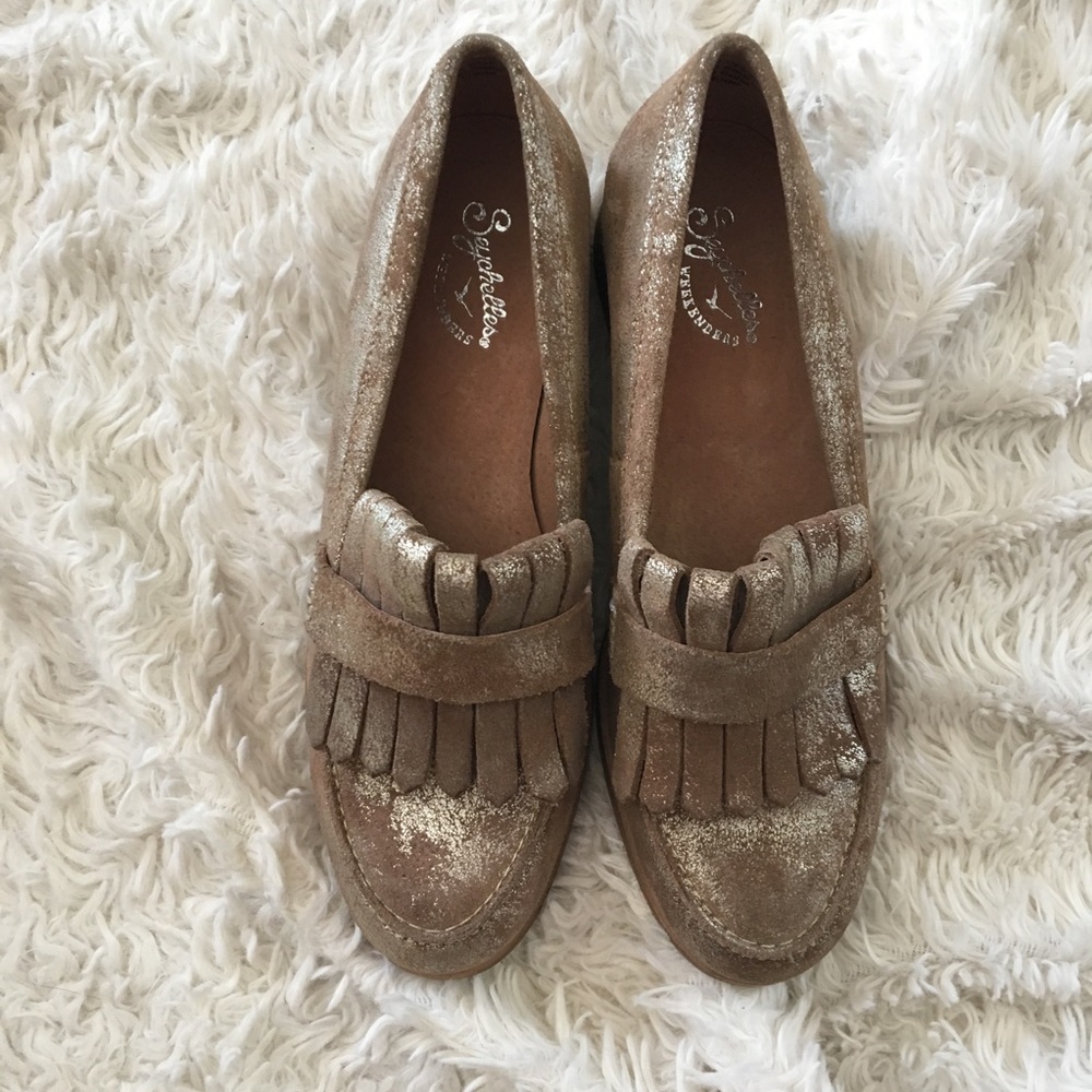 ✨NWOT✨SEYCHELLES Metallic Bevy Kiltie Loafers  - Picture 3 of 7