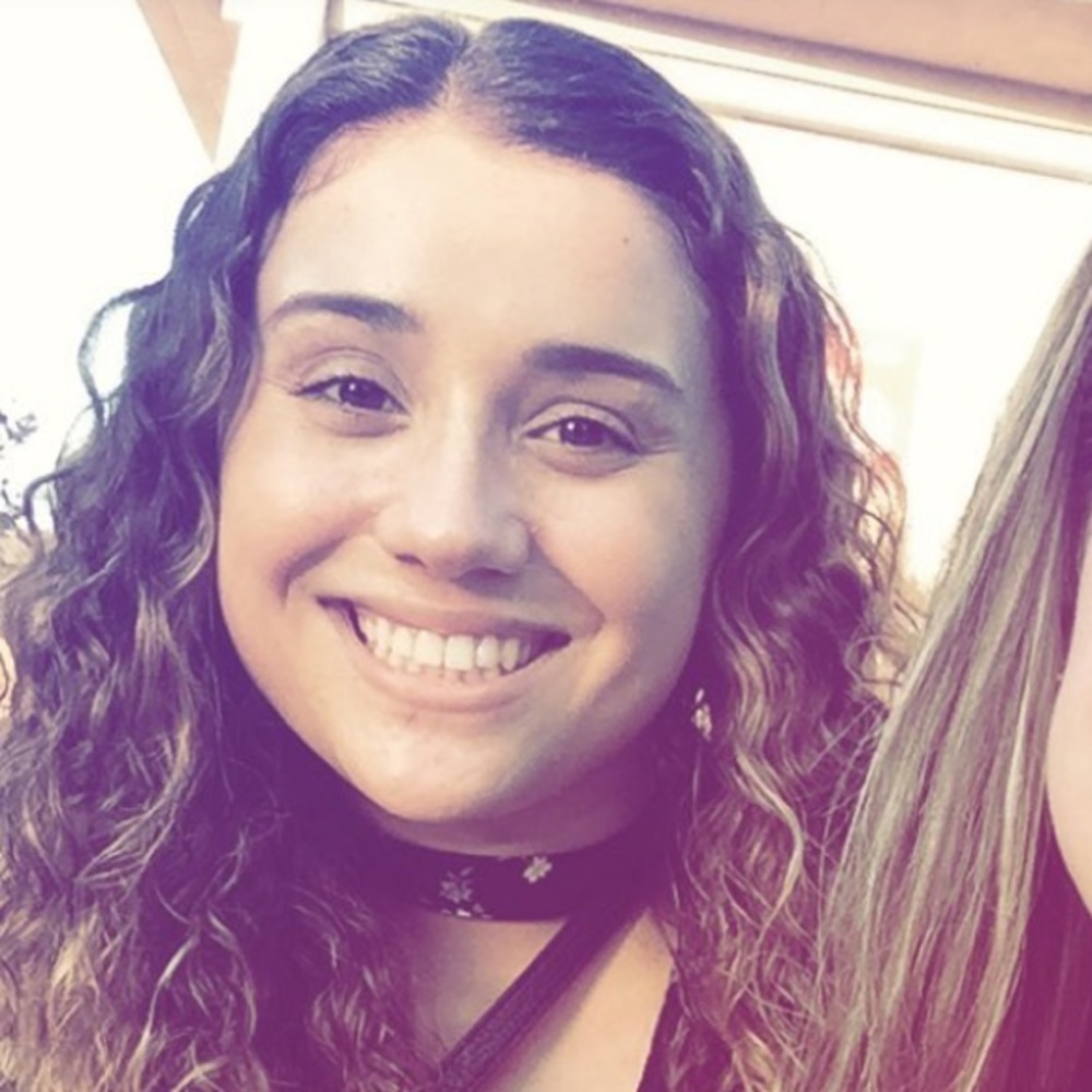 Meet your Posher, Alyssa
