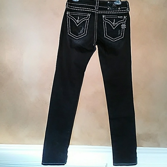 ***SOLD****Miss Me Black Skinny Jeans - Picture 7 of 8