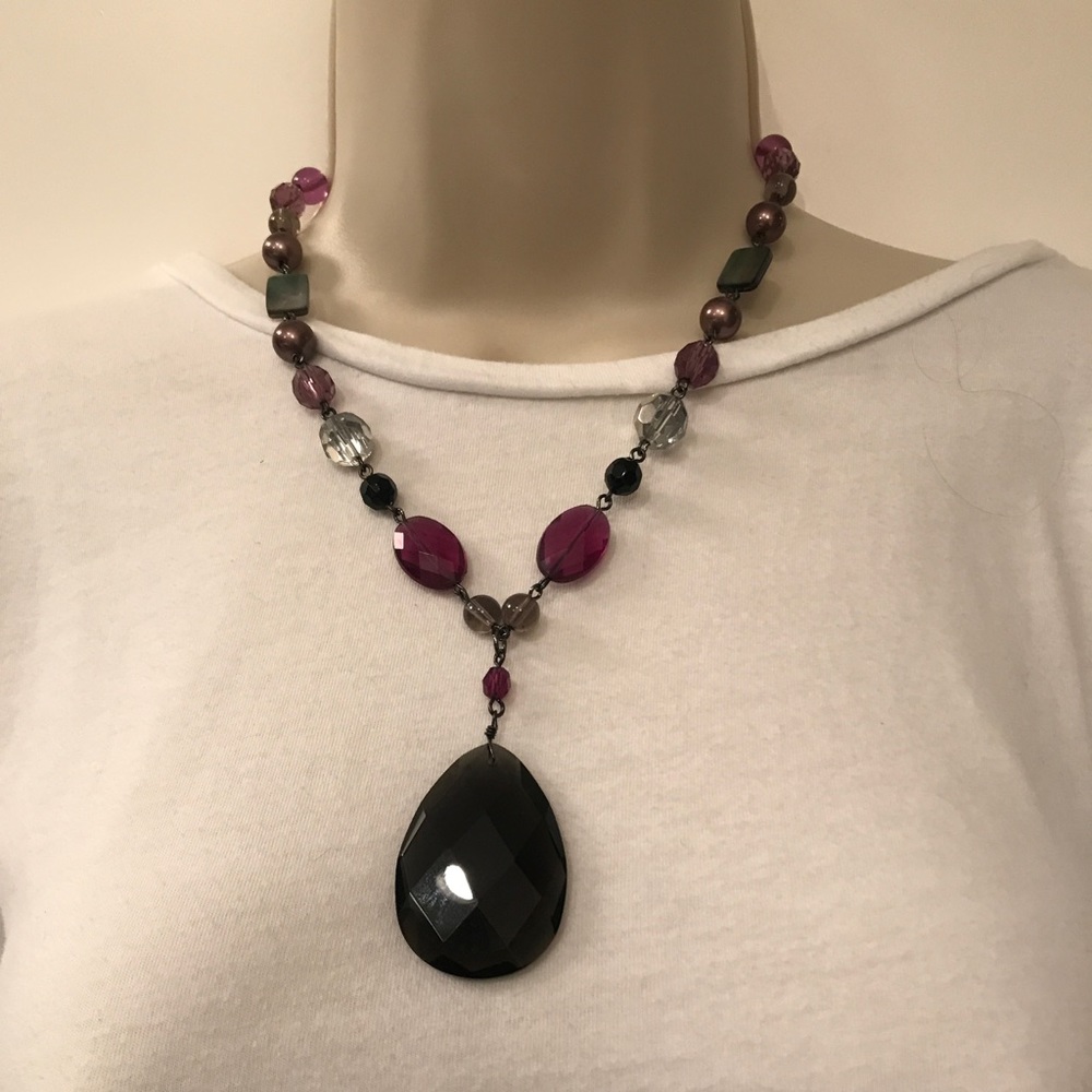 Lía Sophia Necklace