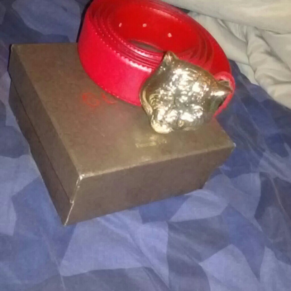 Gucci Feline belt