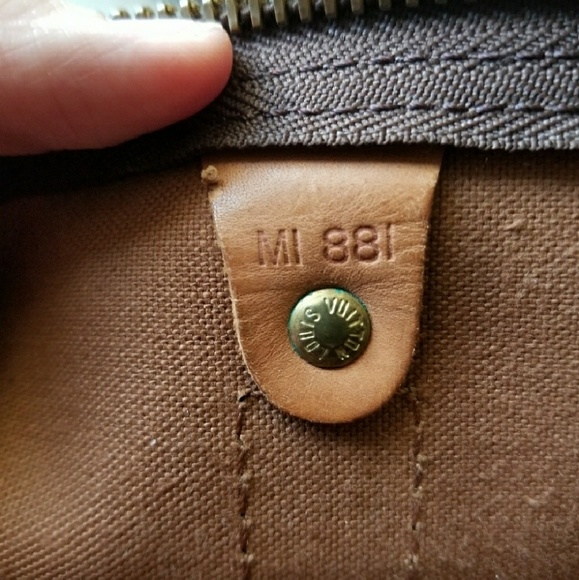 Louis Vuitton Keepall 55 - Picture 8 of 9