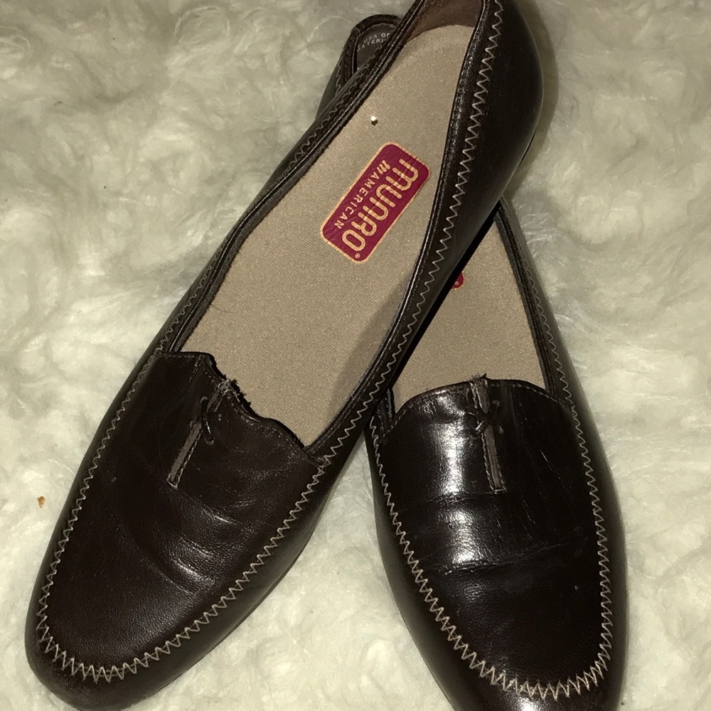 Munro brown loafers - barely worn!
