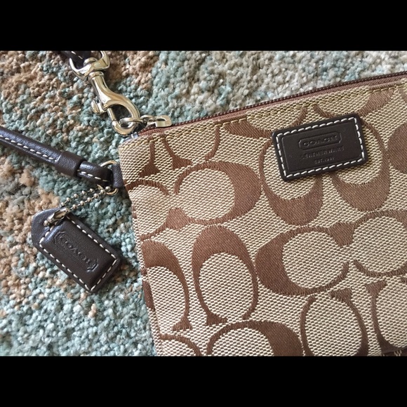 Timeless Coach Wristlet - Picture 2 of 5