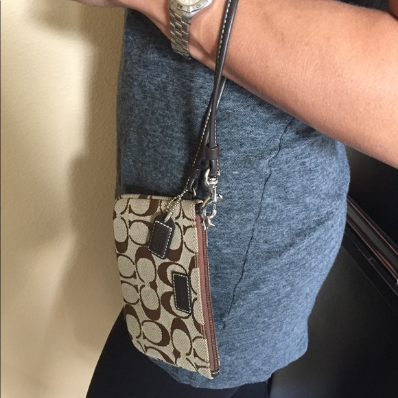 Timeless Coach Wristlet - Picture 5 of 5