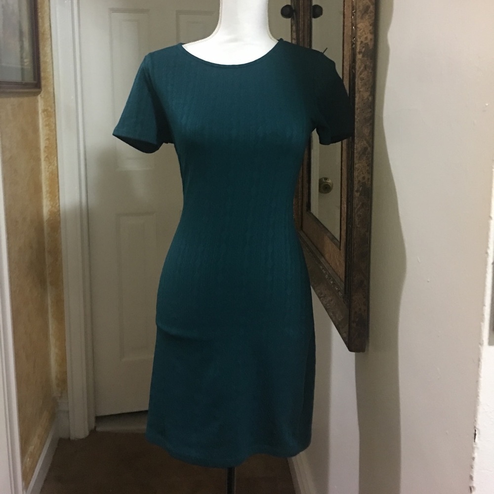 Simple green dress