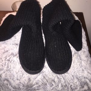 UGG SWEATER BOOTS🖤