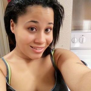 Meet your Posher, Anisa