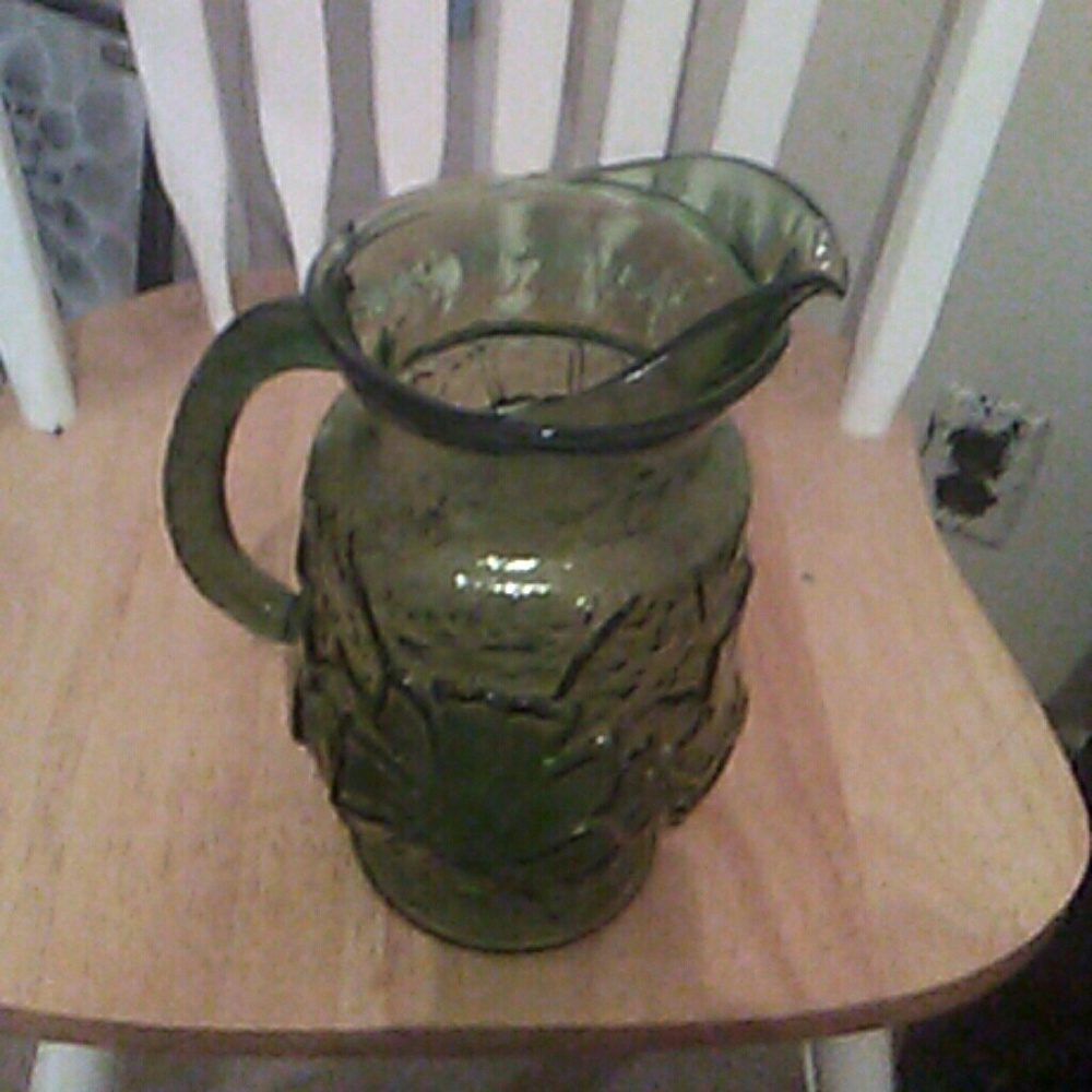 Glass - Picture 2 of 2