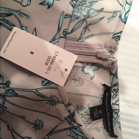 NWT Banana Republic floral drop waist dress - Picture 4 of 5