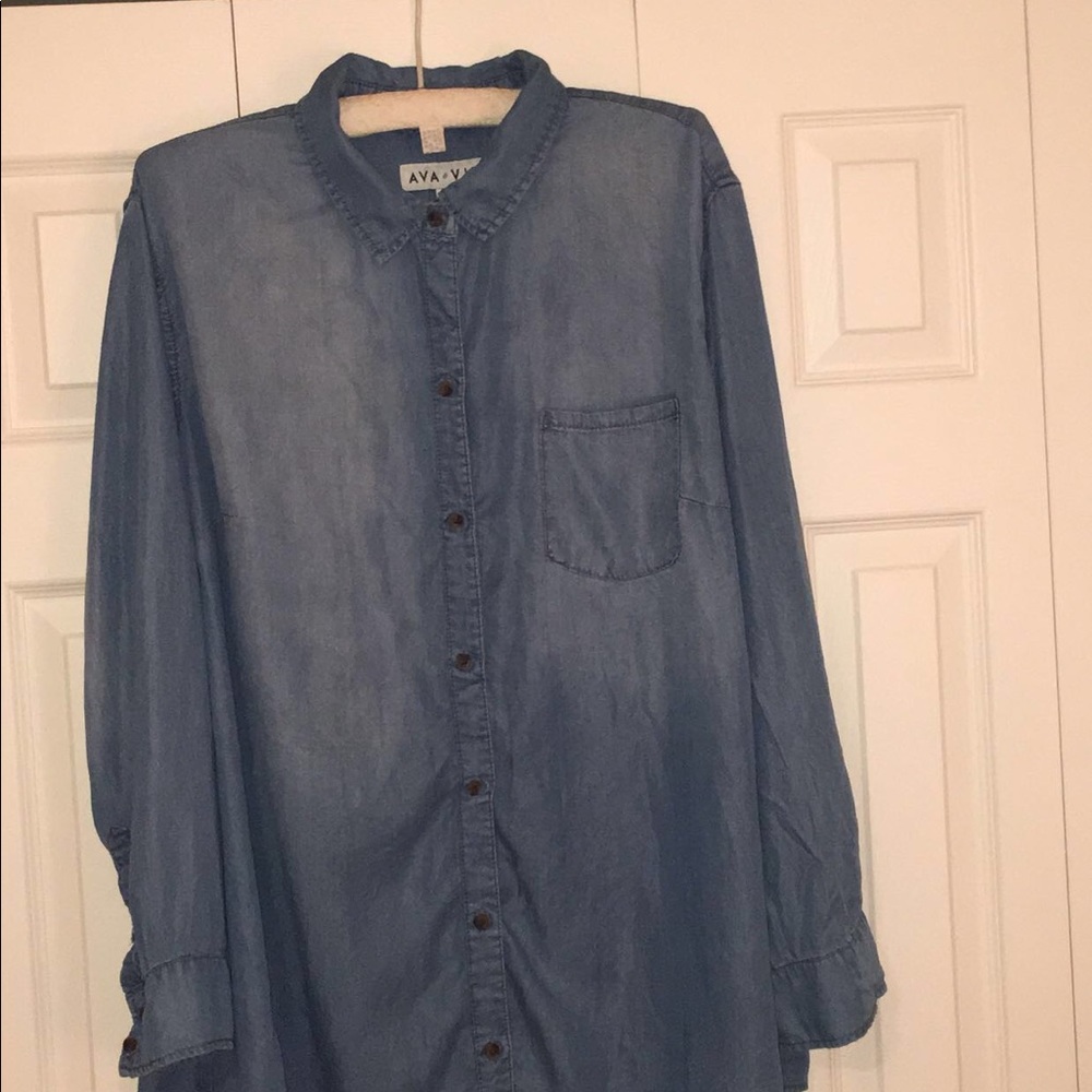 AVA X VIV LIGHT WASHED JEAN BLOUSE