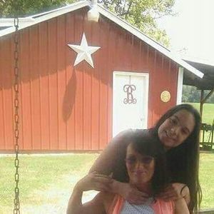 Meet your Posher, Vickie page