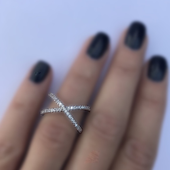 Jewelry - Silver Criss Cross Simulated Diamond Ring