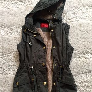 Green Utility Vest with Cozy Faux Fur