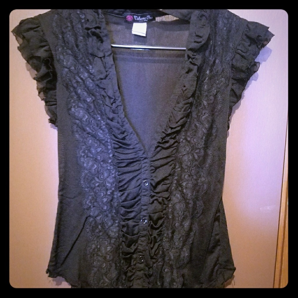 Lace black top