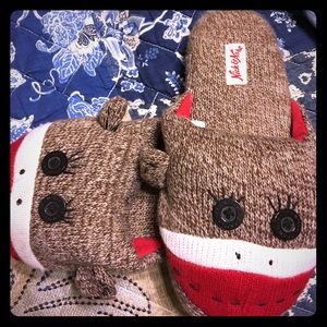 Nick &Nora slippers so 7-8
