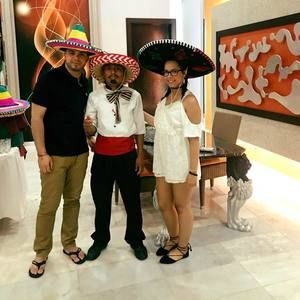 Meet your Posher, Rita