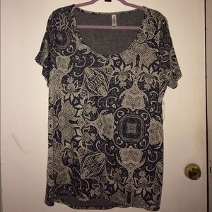 NWT LuLaRoe Classic Tee, size XL, blue/cream