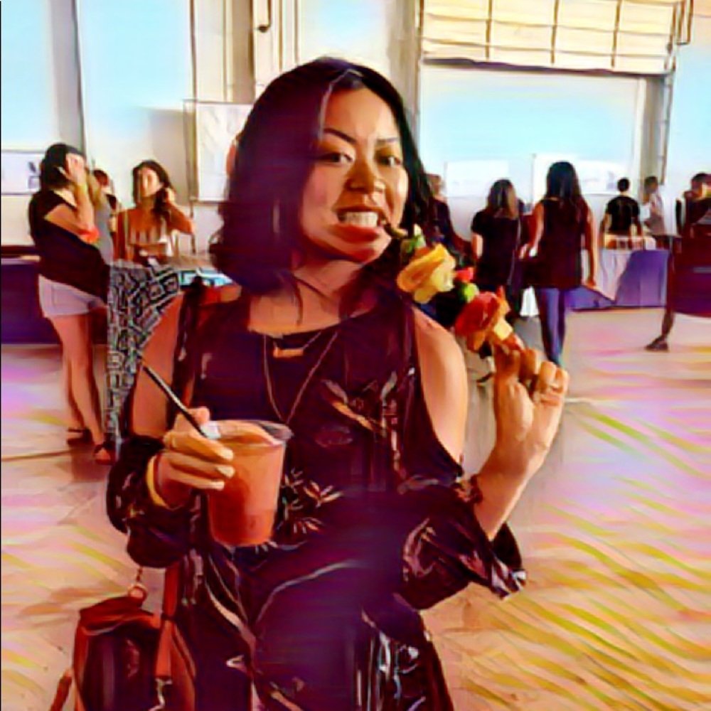 Meet your Posher, Crystal