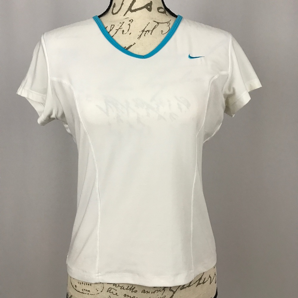Nike women's sport, workout, tennis shirt