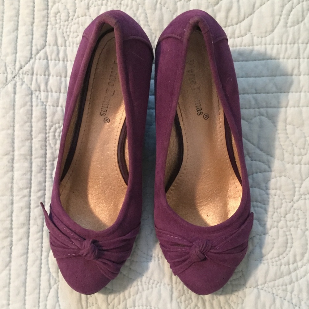 Pierre Dumas Purple Anthony 7 Wedges (size 6)