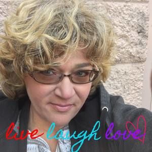 Meet your Posher, Deborah