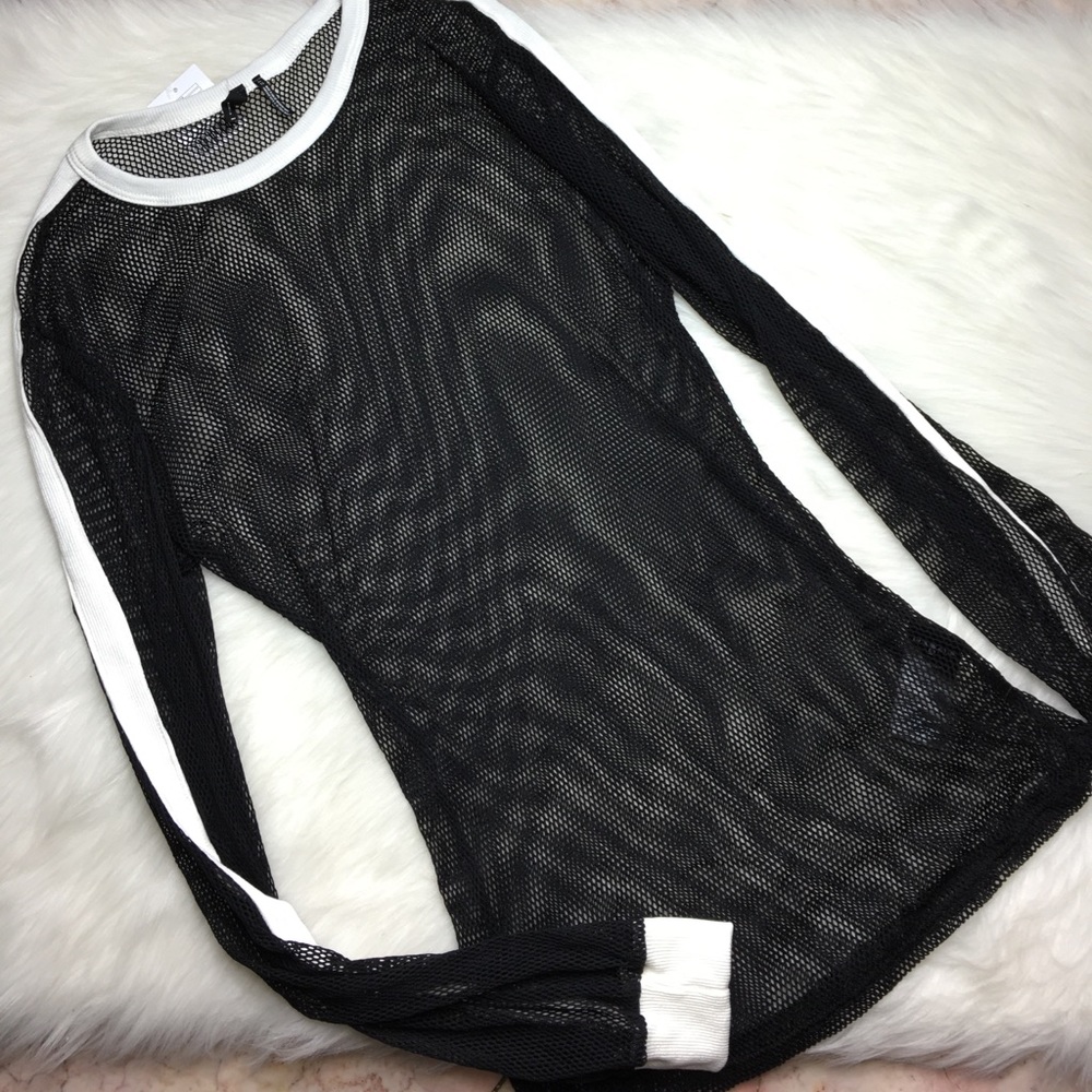 URBAN OUTFITTERS BLACK FISHNET LONG SLEEVE - Picture 3 of 4