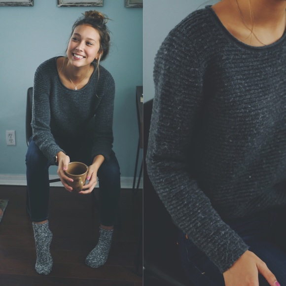 SOLD Nurture Long Sleeve Sweater Size Medium - Picture 6 of 6