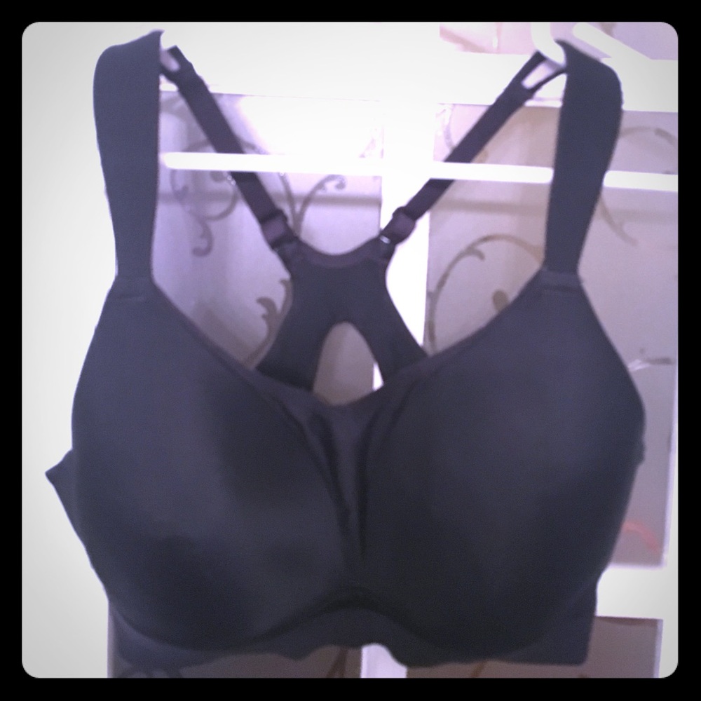 Lucy Adjustable 34D Sports Bra - like new!