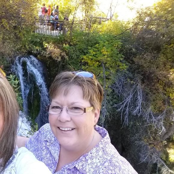 Meet your Posher, Cheryl - Picture 1 of 1