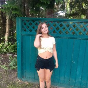 Meet your Posher, Diana