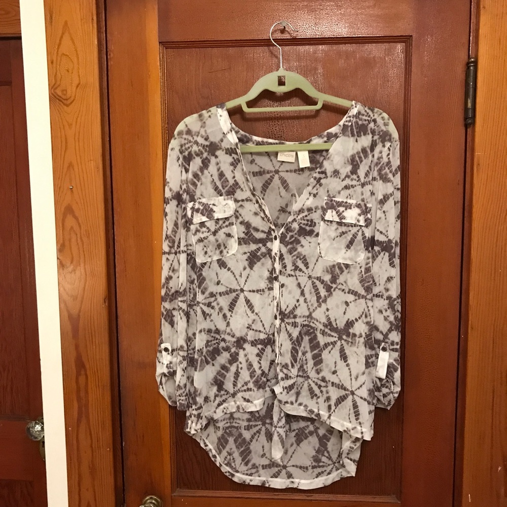 Sheer button down chico's top, with a tie bottom