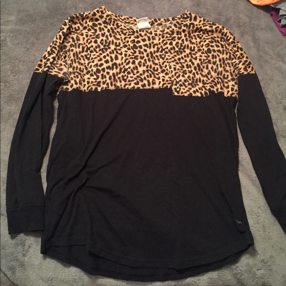Black/leopard PINK tee