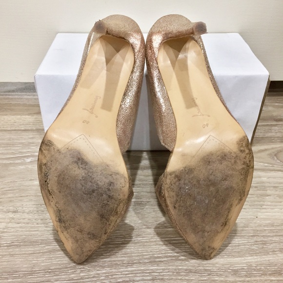 Stradivarius rose gold court shoe - Picture 4 of 4