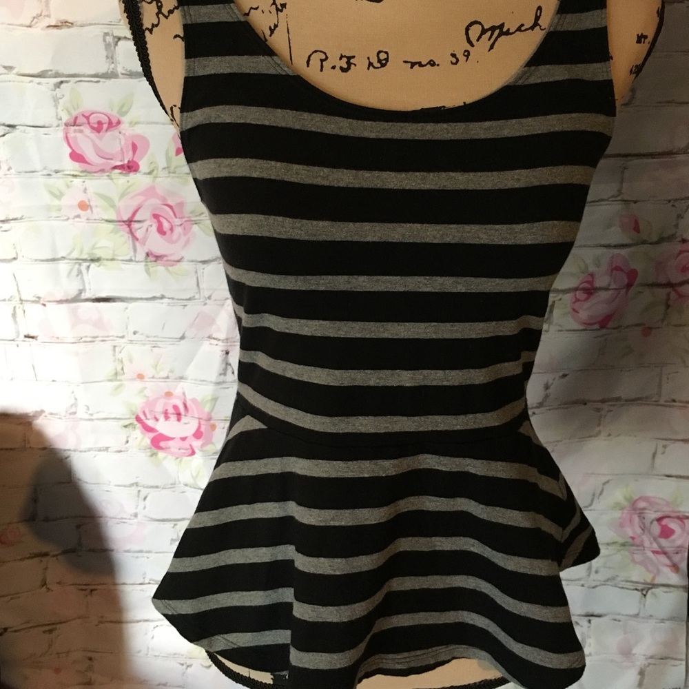 🦄Express Peplum Tank Top