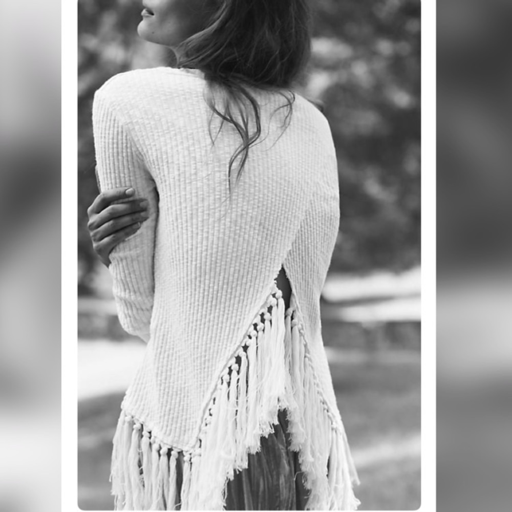 NWT Anthropologie Tasseled Malla Pullover M