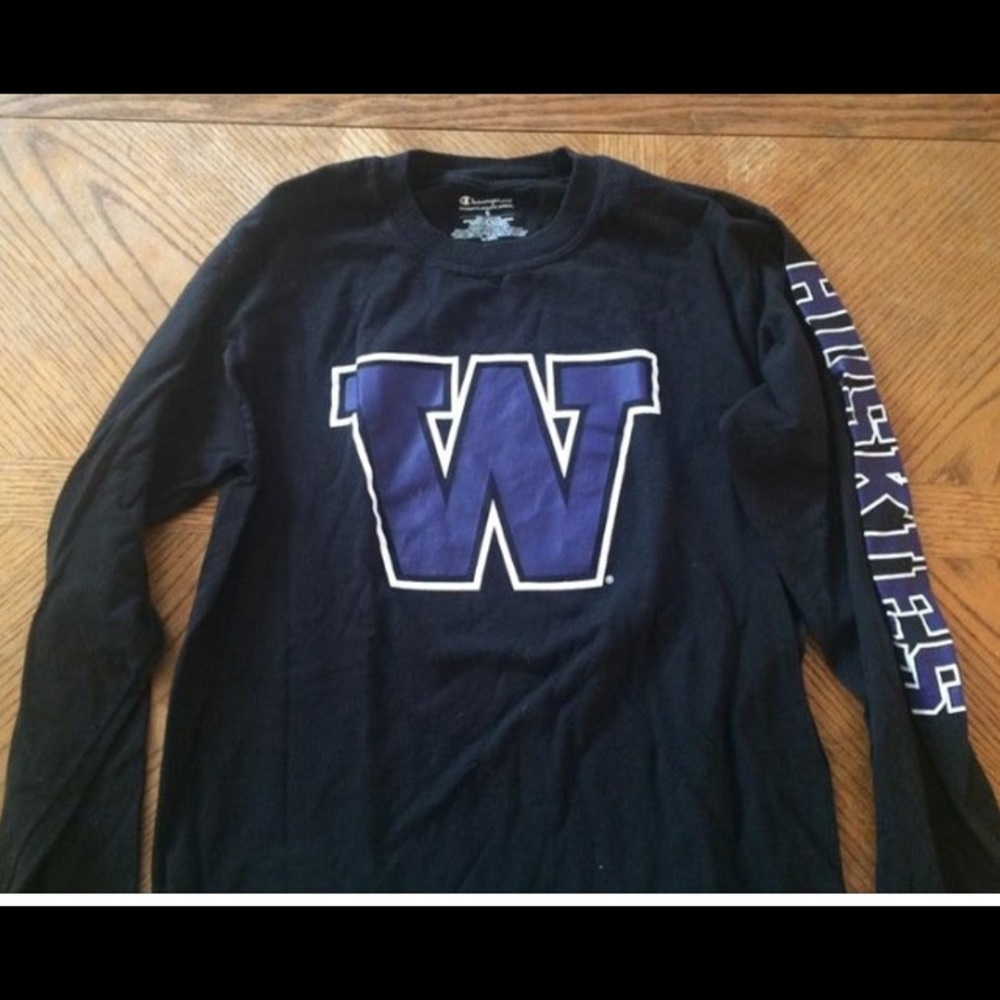 Adult long sleeved T-shirt