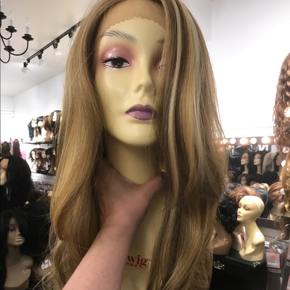 Wig long Blonde Swisslace Lacefront middle Part - Picture 2 of 6