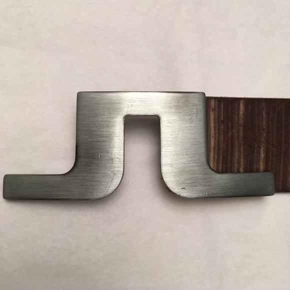 J Lindeberg leather belt. Made in Italy. 37 inch - Picture 5 of 8