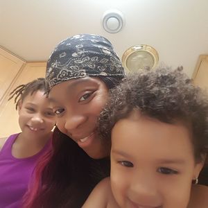 Meet your Posher, Fatina