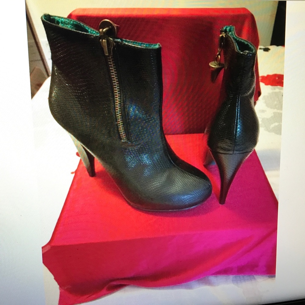 Black faux snakeskin booties