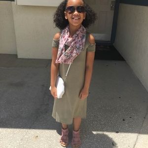 Meet your Posher, Yolanda