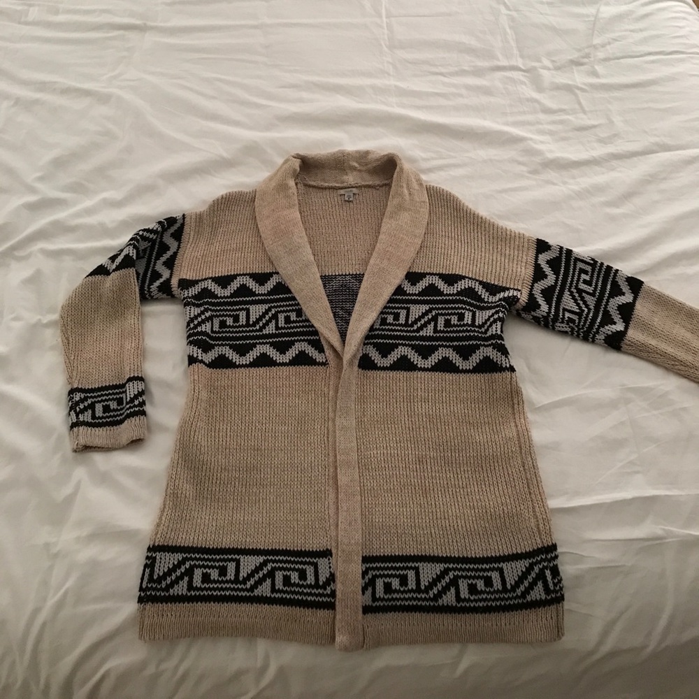 Oversized sweater cardigan