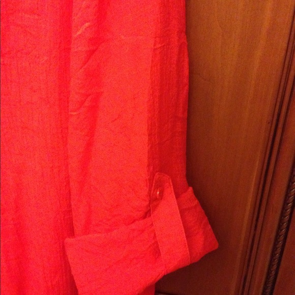 Beautiful Orange Blouse - Picture 3 of 3