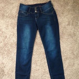 YMI Wanna Betta Butt? Skinny Jeans Size 9