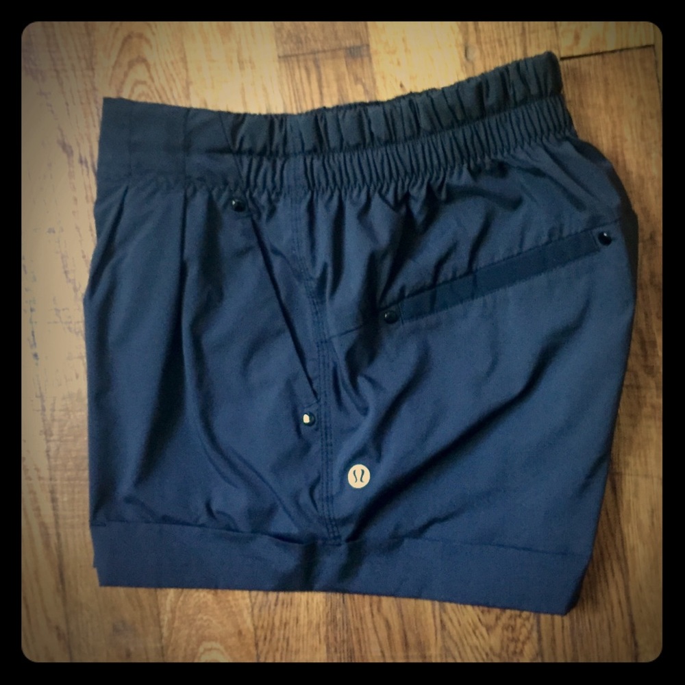 Lululemon spring break away short