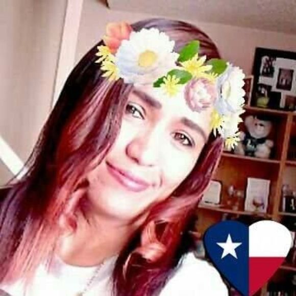 Meet your Posher, Adriana - Picture 1 of 1